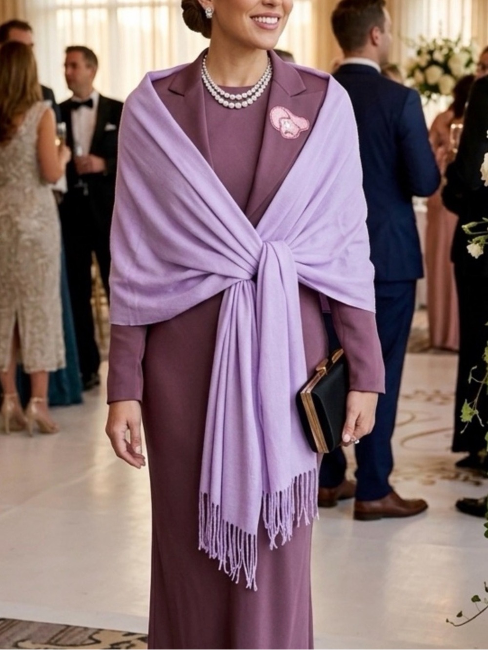 Elegant Los Balseras Lavender Shawl/Scarf